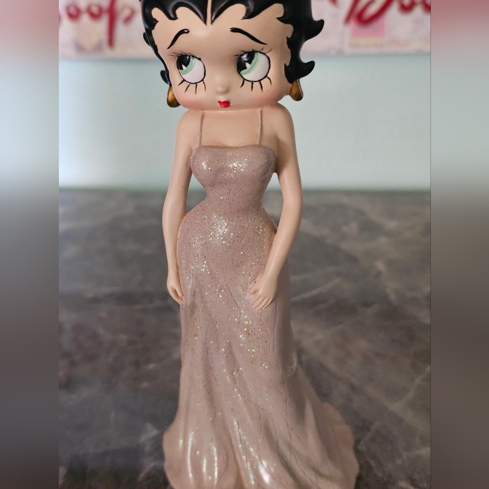 ​Vintage 2001 Westland Giftware Betty Boop Figurine - Elegant Cream Shimmer Gown